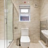 Photo 2: Room 3 Ensuite