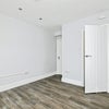 Photo 9: Room 4