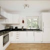 Photo 4: Kitchen 