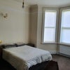 Photo 4: room 1