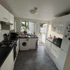 Photo 5: Kitchen
