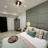 Photo 8: Room 1