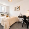 Photo 2: Room 4 En Suite