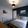 Photo 10: Room 1