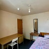 Photo 4: ROOM 4