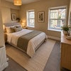 Photo 3: Room 5