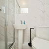 Photo 3: Ensuite