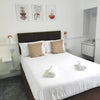 Photo 8: Small double ensuite