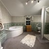 Photo 4: Bathroom