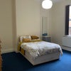 Photo 4: R2 - Large Double Ground Floor Room