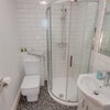 Photo 5: Room 3- Ensuite