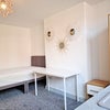 Photo 3: Studio 1 En Suite