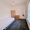 Photo 2: Studio 6 En Suite