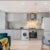 Photo 7: Kitchen