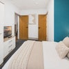 Photo 2: Room 1 - ensuite