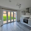 Photo 4: Kitchen