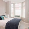 Photo 4: Room 1
