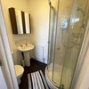 Photo 5: Room 7 2nd Floor En-Suite
