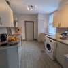 Photo 3: Kitchen