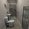 Photo 4: bathroom