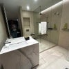 Photo 4: Bathroom