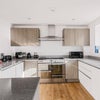 Photo 2: Kitchen 