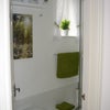 Photo 7: Middle Floor Bathroom