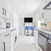Photo 5: Kitchen