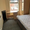 Photo 4: Single room