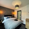 Photo 7: Room 1