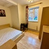 Photo 4: Room 4