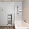 Photo 7: Large bathroom (Shared)