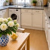 Photo 4: Kitchen