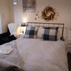 Photo 4: Bedroom