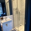 Photo 2: Private ensuite