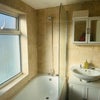 Photo 4: Clean and tidy bathroom
