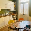 Photo 5: Cheerful, well-equipped kitchen 
