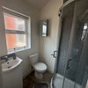 Photo 4: Room 3 En-Suite