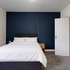 Photo 5: Room 5 