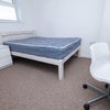 Photo 4: Bed 3