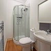 Photo 5: RM1 Ensuite