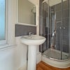 Photo 9: RM3 Ensuite