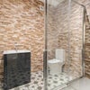 Photo 8: Room 4, Shared Bathroom 