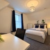 Photo 10: Room 4