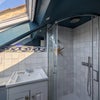 Photo 4: 2nd floor bathroom