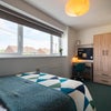 Photo 5: Spacious room with work space