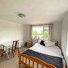 Photo 2: Room 1