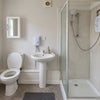 Photo 4: Private En-Suite Bathroom