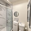 Photo 3: Room 4 - ensuite