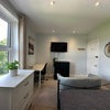 Photo 5: ROOM 2